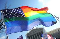 Histórico: EUA legaliza matrimonio homosexual en todo el país   Las parejas del mismo sexo podrán contraer matrimonio en los 50 estados de EUA, tras fallo de la Corte Suprema. Tras fallo de la Corte